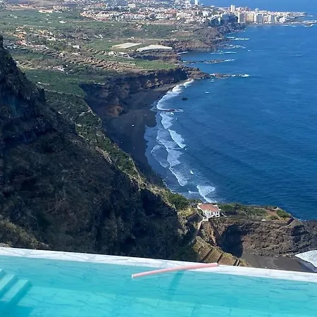Ocean Ii Luxe Infinity Heated Pool